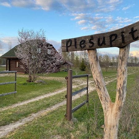 Piesupite Villa Staburags Bagian luar foto