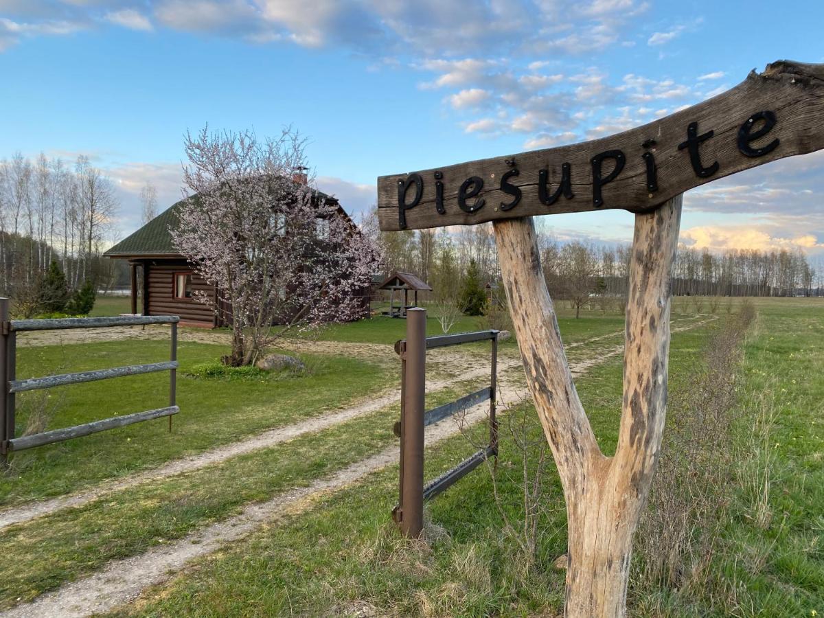 Piesupite Villa Staburags Bagian luar foto